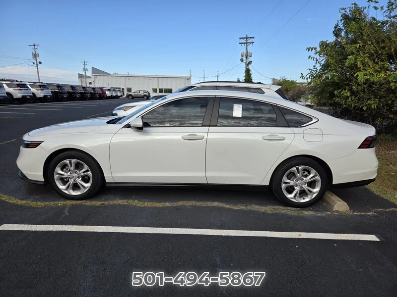Used 2024 Platinum White Pearl Honda LX image 6