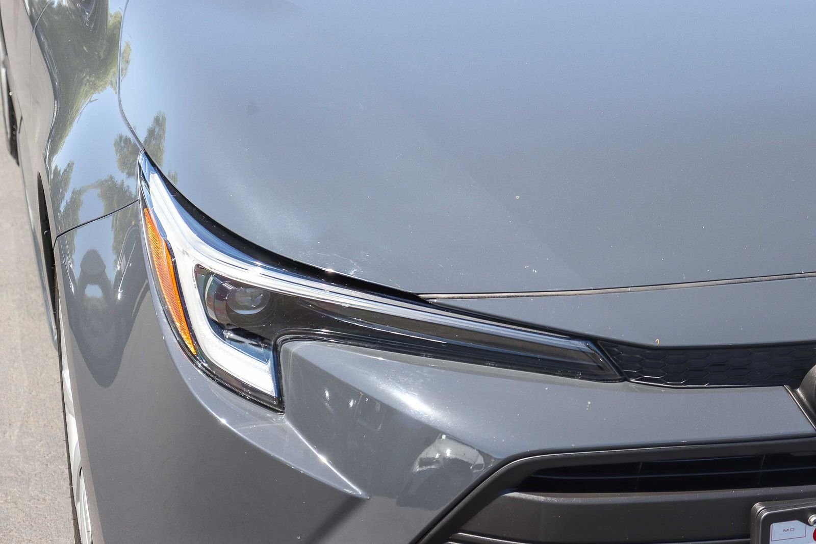 Used 2025 Underground Toyota LE image 12