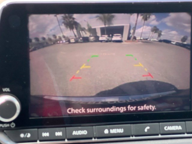 Used 2022 Red Nissan SV image 10