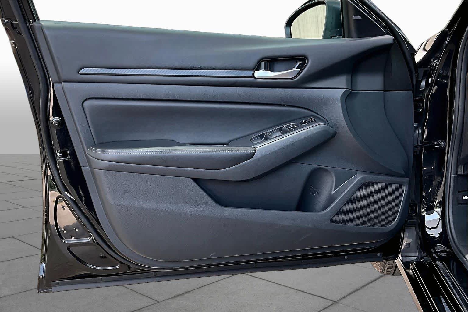 Certified Used 2025 Super Black Nissan SV image 21