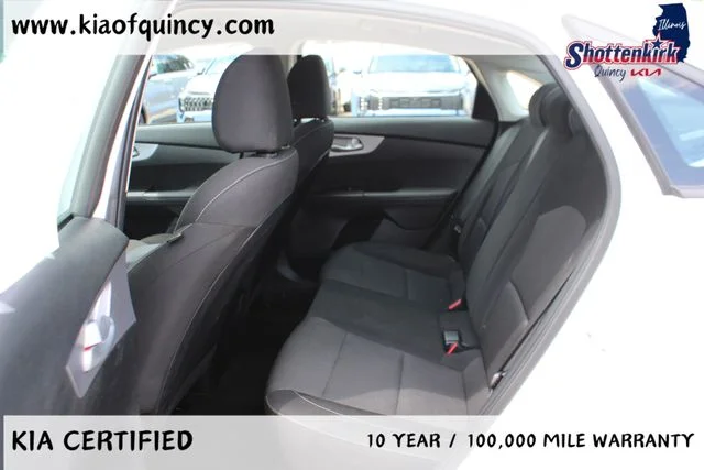 Used 2024 White Kia LXS image 13
