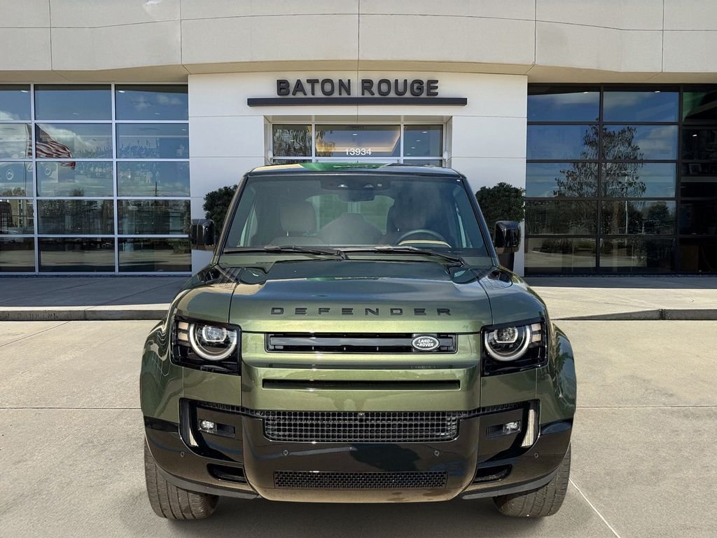 New 2026 Woolstone Green Land Rover X-Dynamic SE image 2