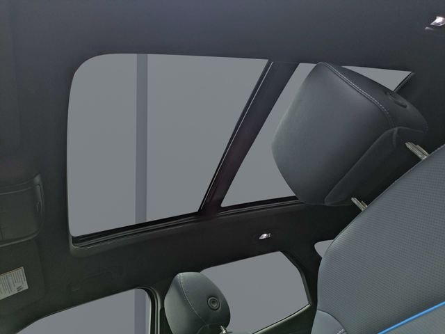 Used 2025 Red Chevrolet RS image 22