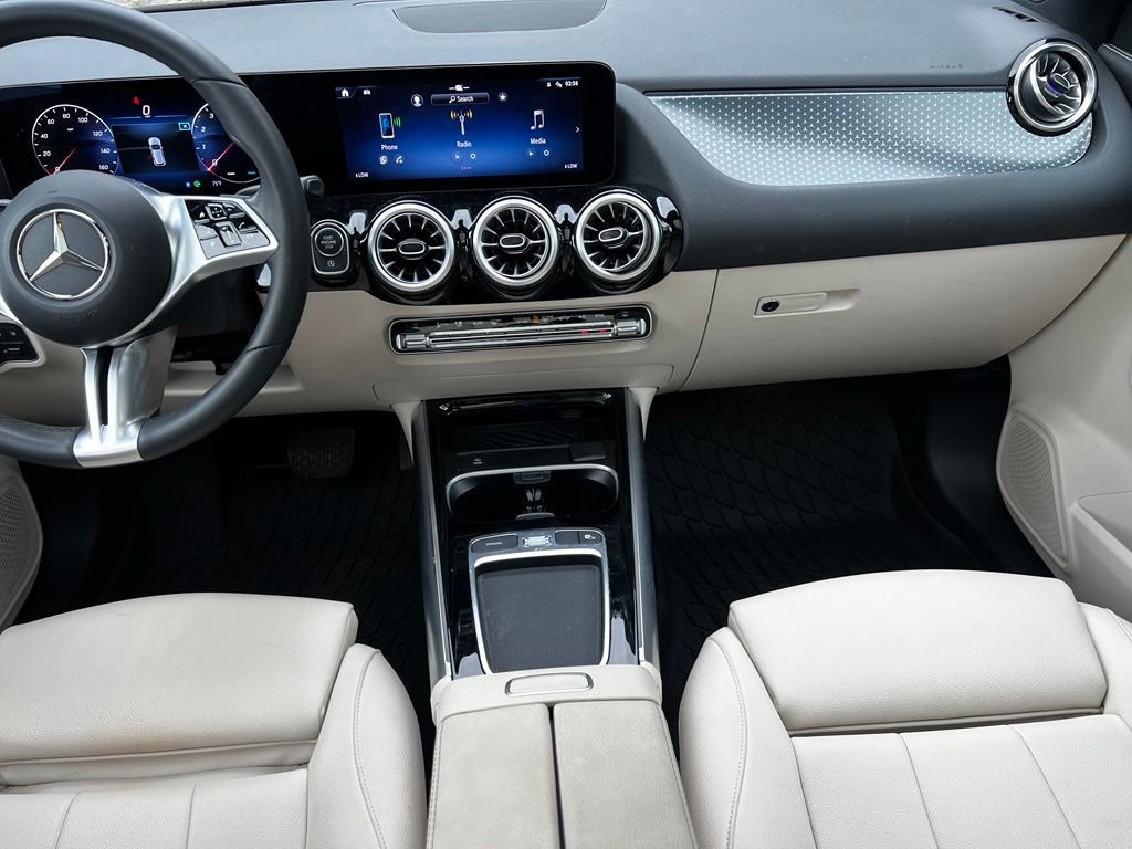 Used 2024 White Mercedes-Benz GLA 250 image 15