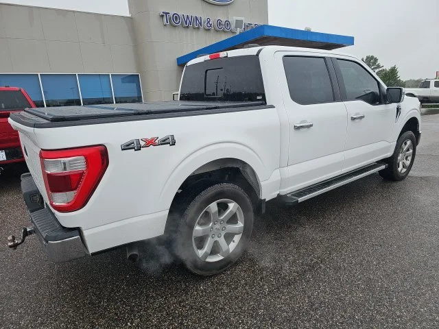 Used 2022 White Ford Lariat image 9
