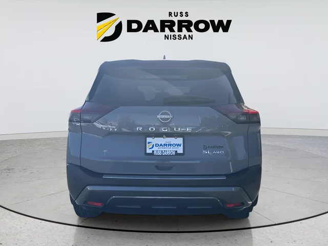 Used 2023 Gray Nissan SL image 4