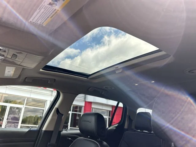 Used 2019 Blue GMC Denali image 41