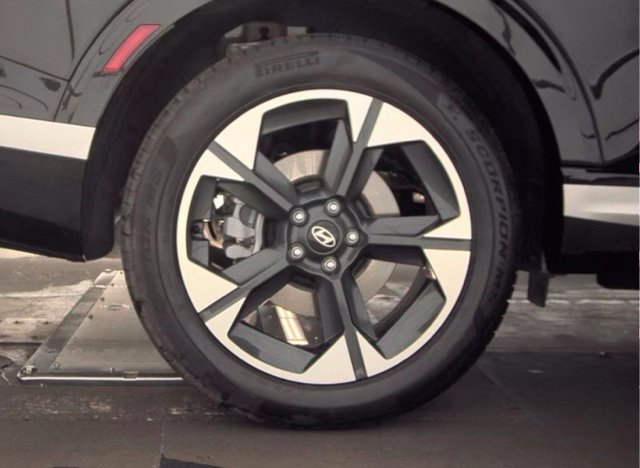 Certified Used 2026 Abyss Black Hyundai Limited image 6