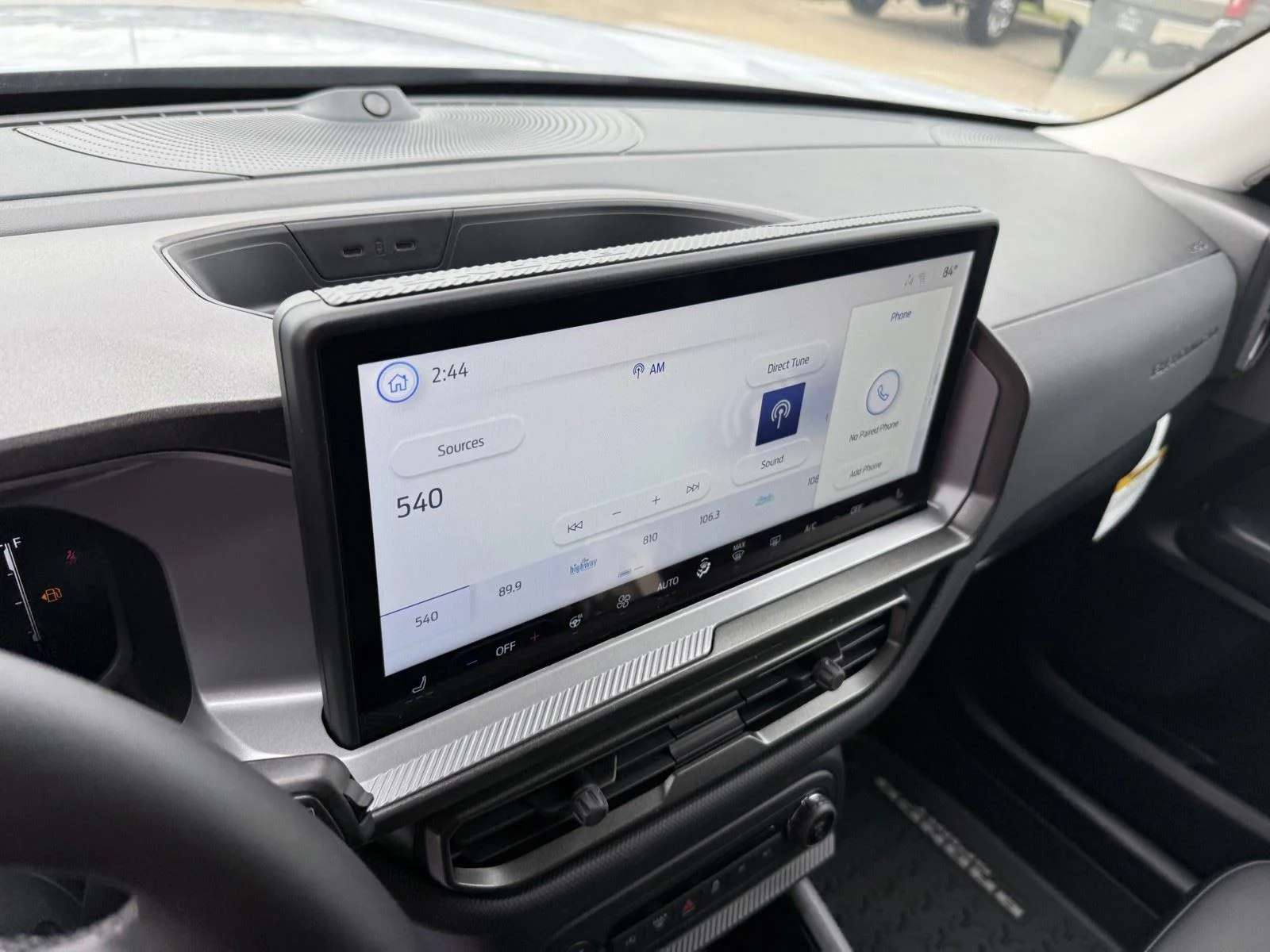 New 2026 Space White Metallic Ford Outer Banks® image 18
