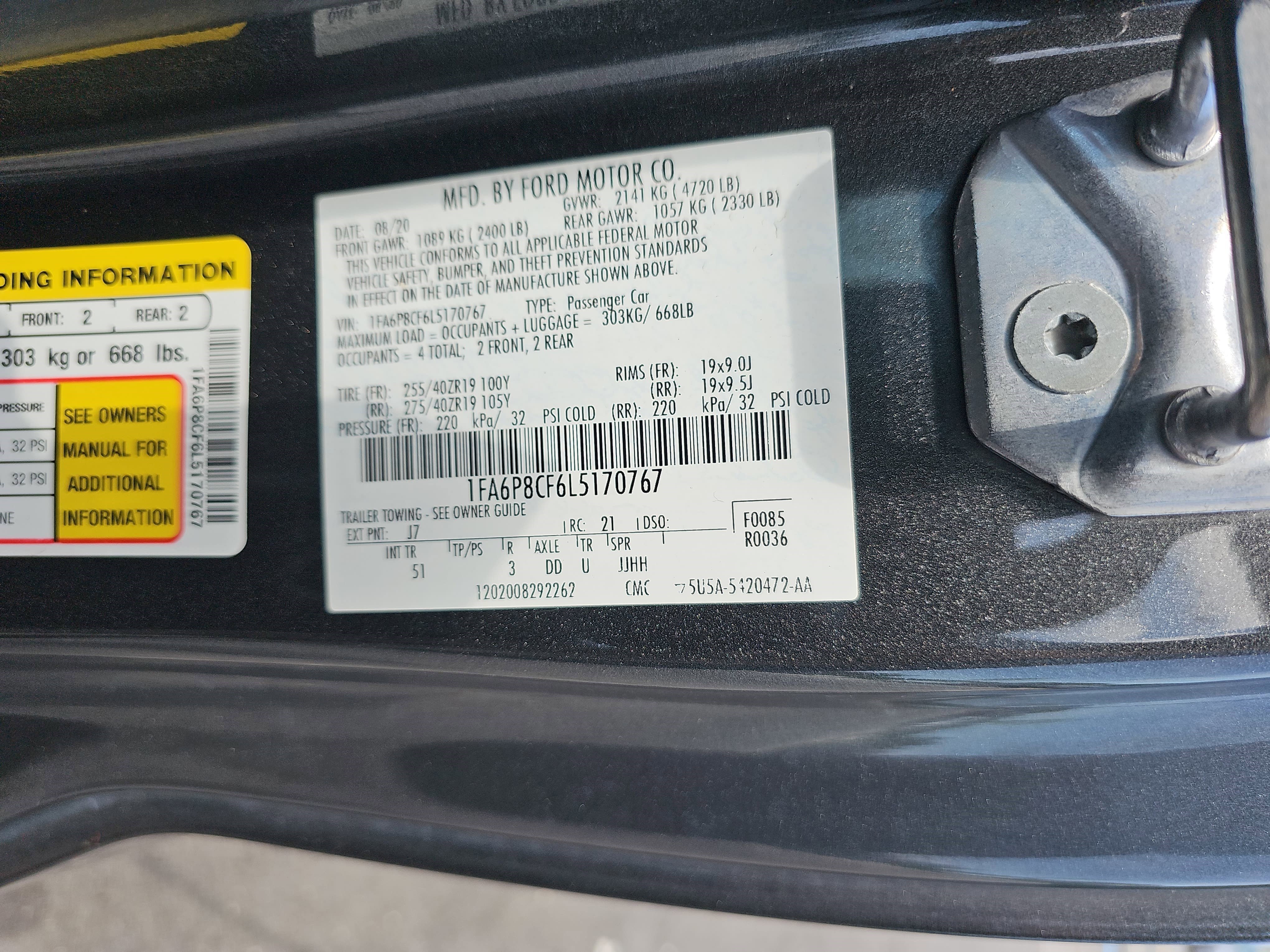 Used 2020 Magnetic Ford GT Premium image 28