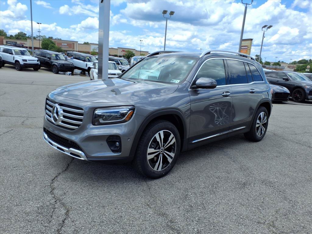 New 2026 Mountain Grey Met Mercedes-Benz GLB 250 image 7