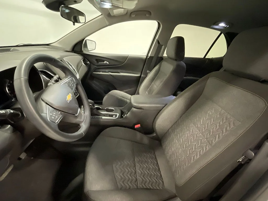 Used 2024 White Chevrolet LT image 3