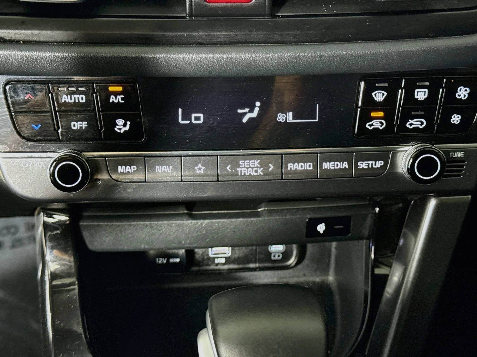 Used 2026  Kia EX image 18