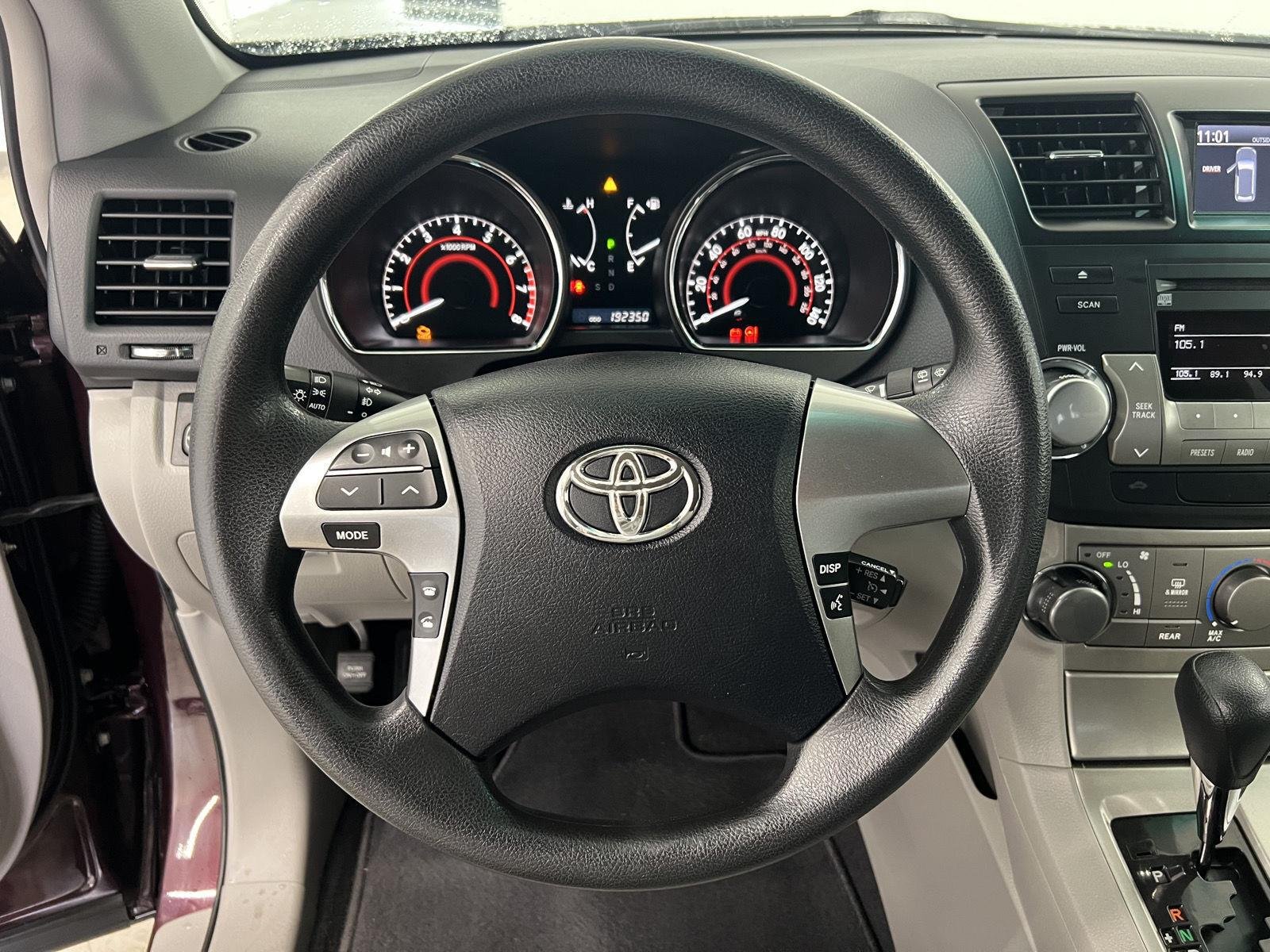 Used 2011 Sizzling Crimson Mica Toyota Base image 15