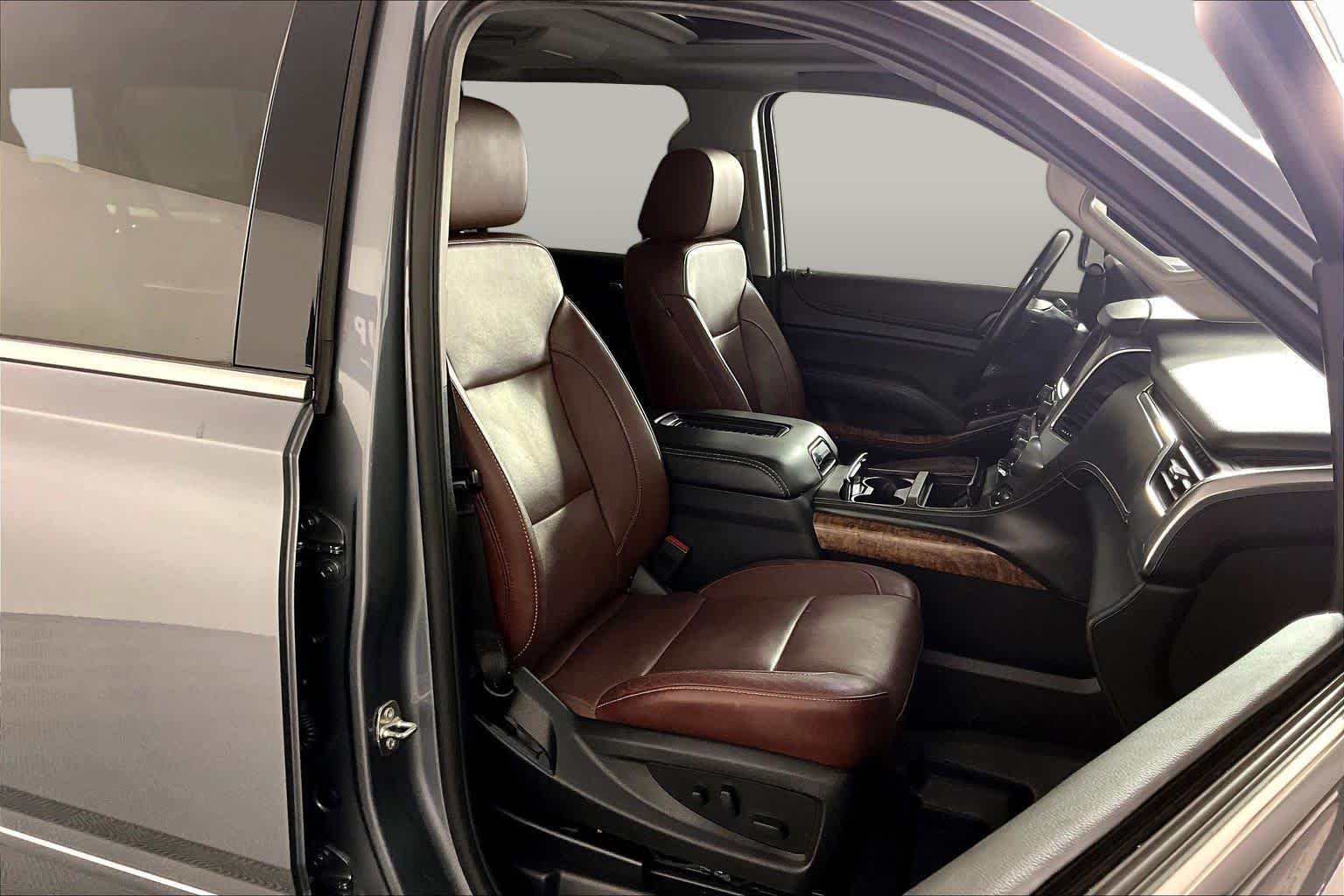 Used 2020 Satin Steel Metallic Chevrolet Premier image 9