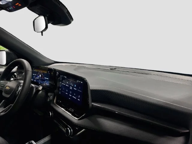 2027 Chevrolet Equinox LT - Photo 25