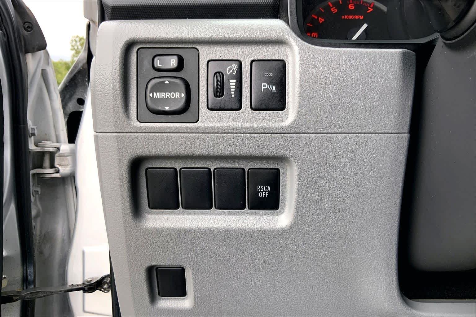 Used 2011 Classic Silver Metallic Toyota SR5 image 31