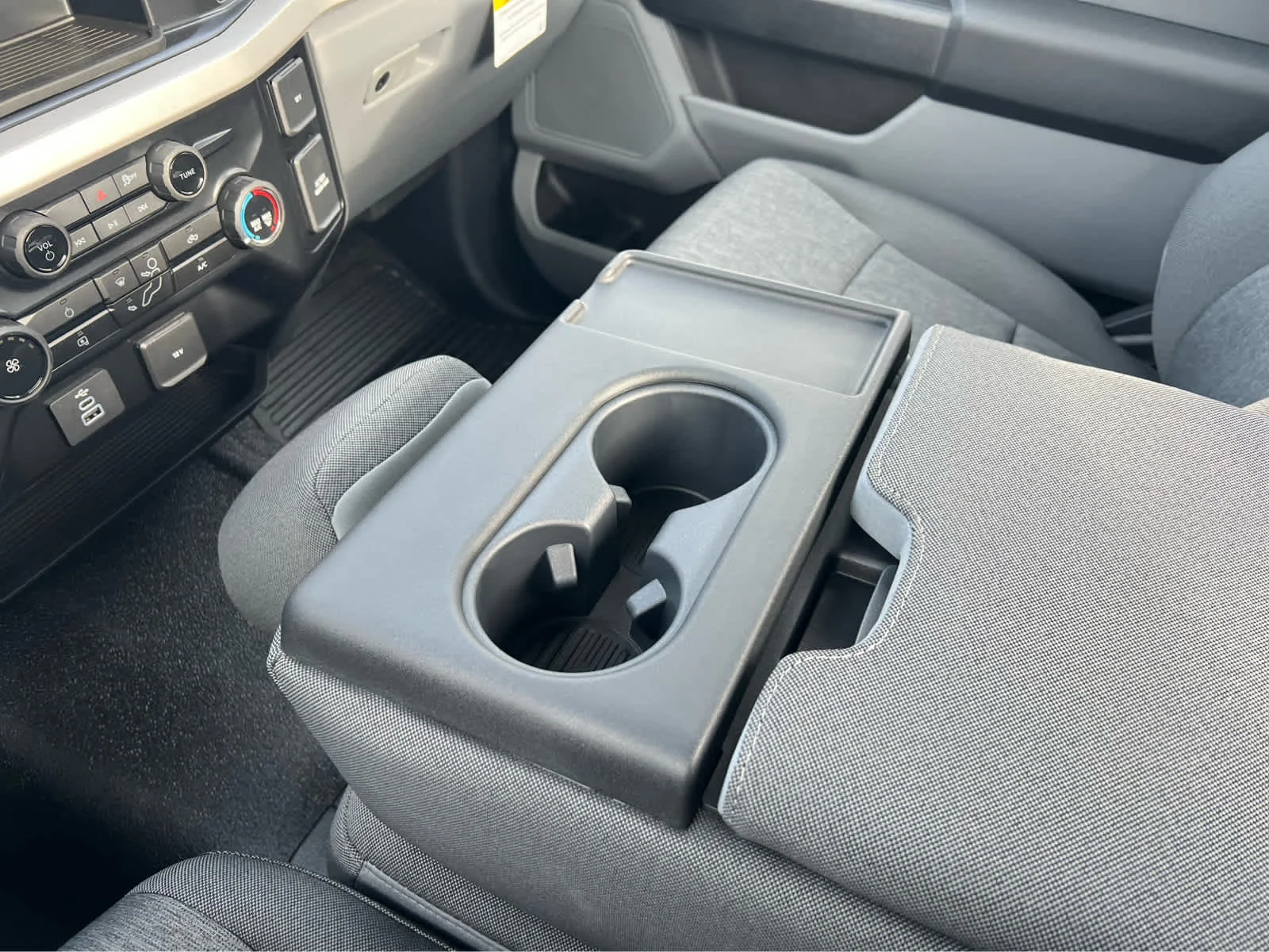 2025 Ford F-350 Super Duty Chassis Cab XL - Photo 33