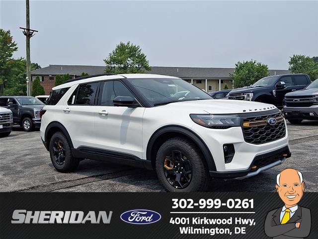 New 2026 Star White Metallic Tri-Coat Ford Tremor® image 21