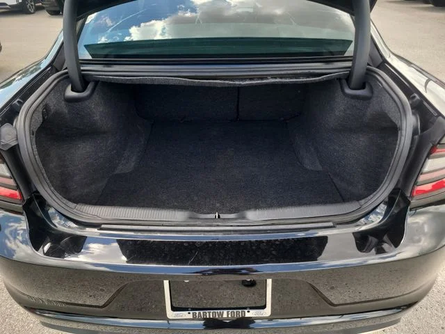 Used 2022 Black Dodge SXT image 10
