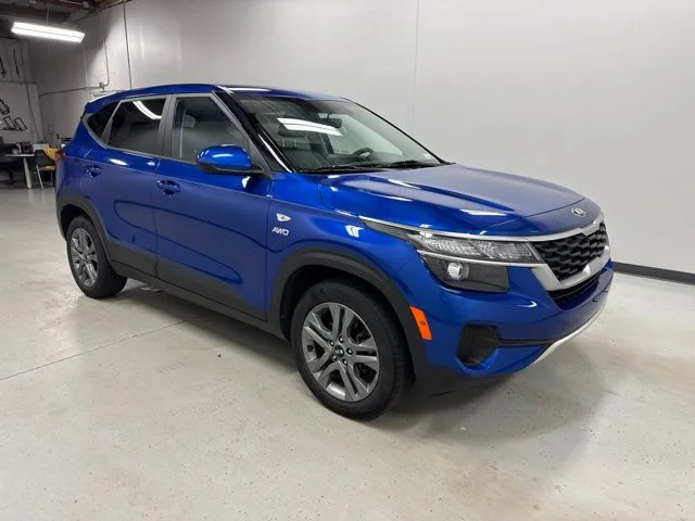 Used 2021 Blue Kia LX image 3