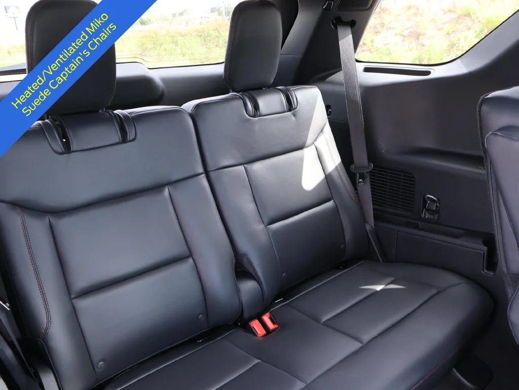 New 2027 Star White Metallic Tri-Coat Ford ST image 14