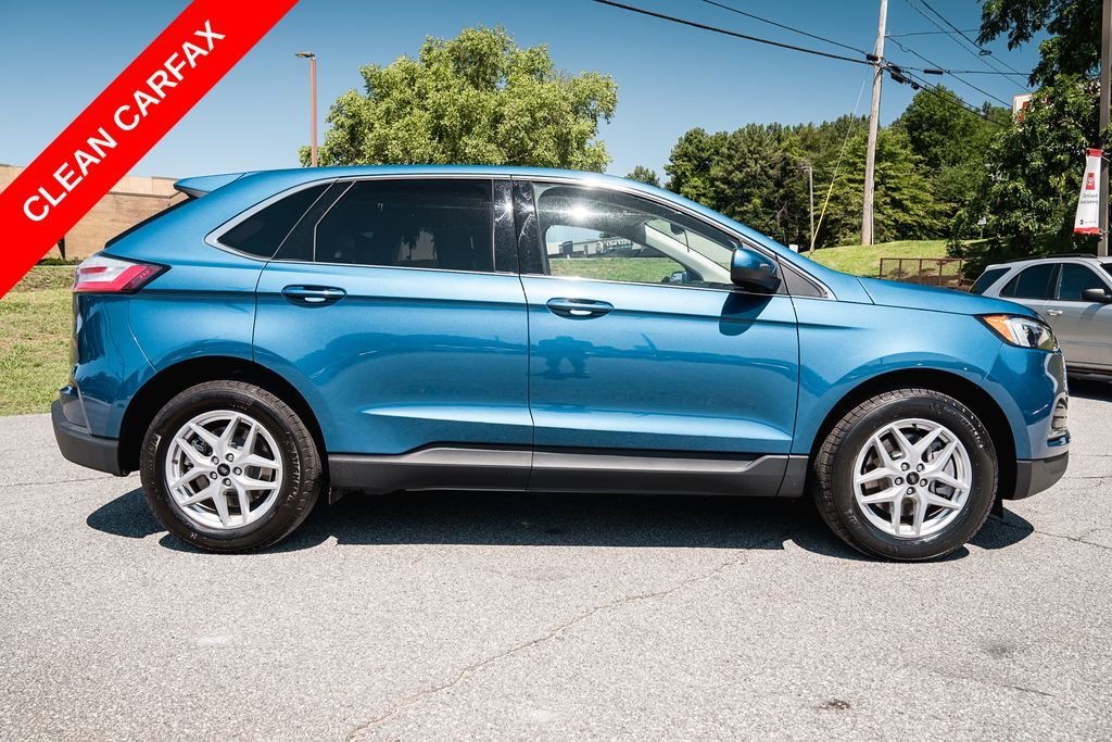 Used 2024 Blue Metallic Ford SEL image 9