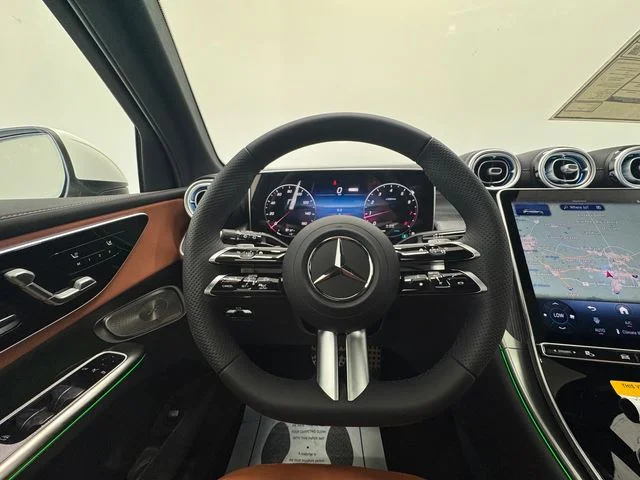 New 2027 White Mercedes-Benz GLC 300 image 22