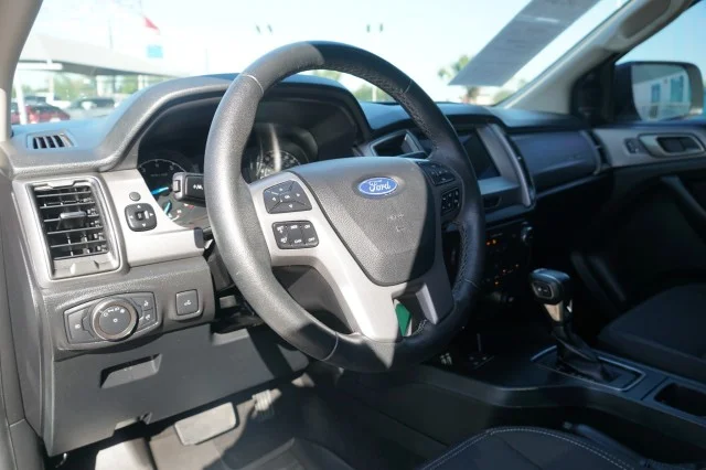Used 2022 Oxford White Ford XLT image 23