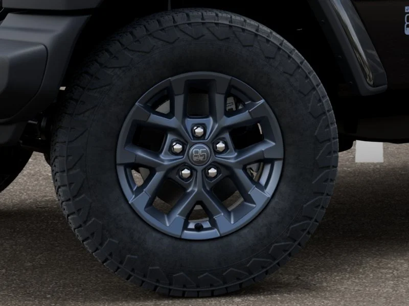 New 2026 Black Clear-Coat Exterior Paint Jeep 85th Anniversary Edition image 37