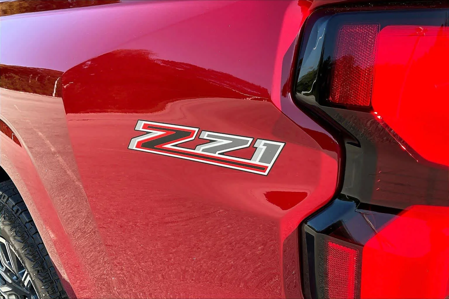 Used 2026 Radiant Red Tintcoat Chevrolet 4WD Z71 image 59