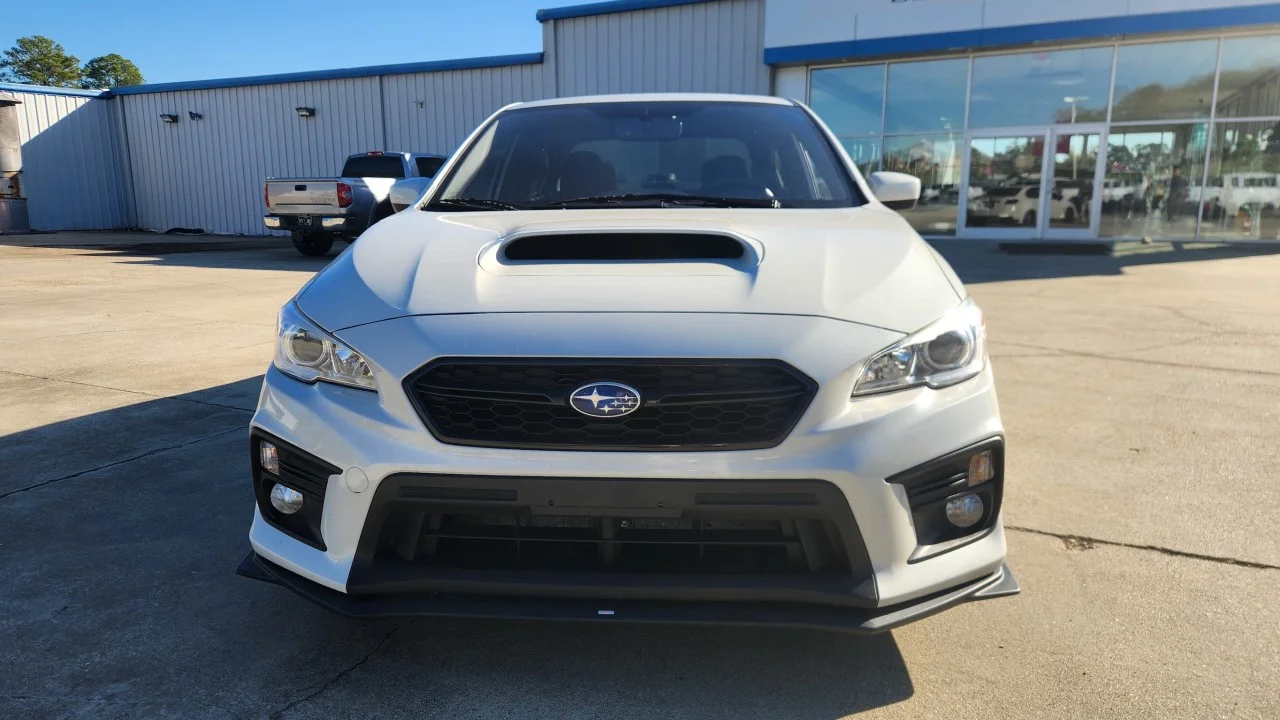 Used 2021  Subaru Premium image 8