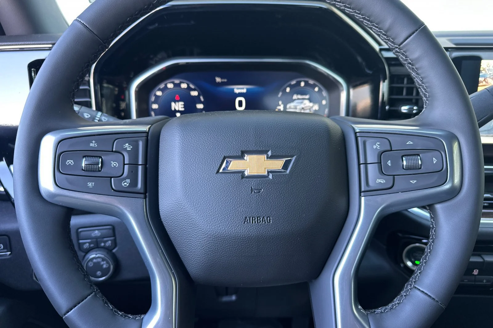 2026 Chevrolet Silverado 1500 LT - Photo 23