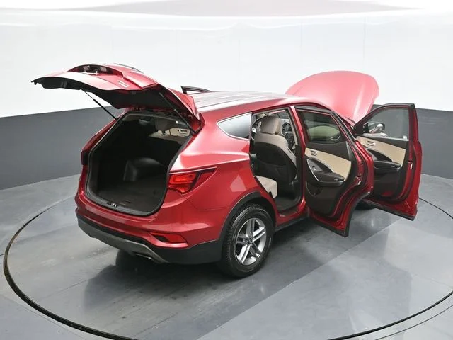 Used 2018 Red Hyundai 2.4 Base image 27