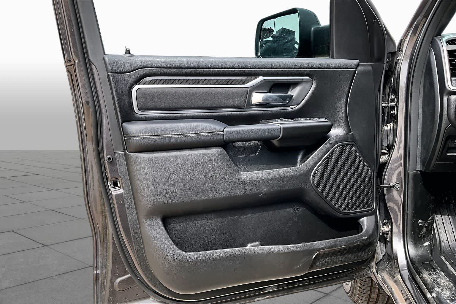 New 2026 Granite Crystal Metallic Clear-Coat Exterior Paint RAM Big Horn image 11