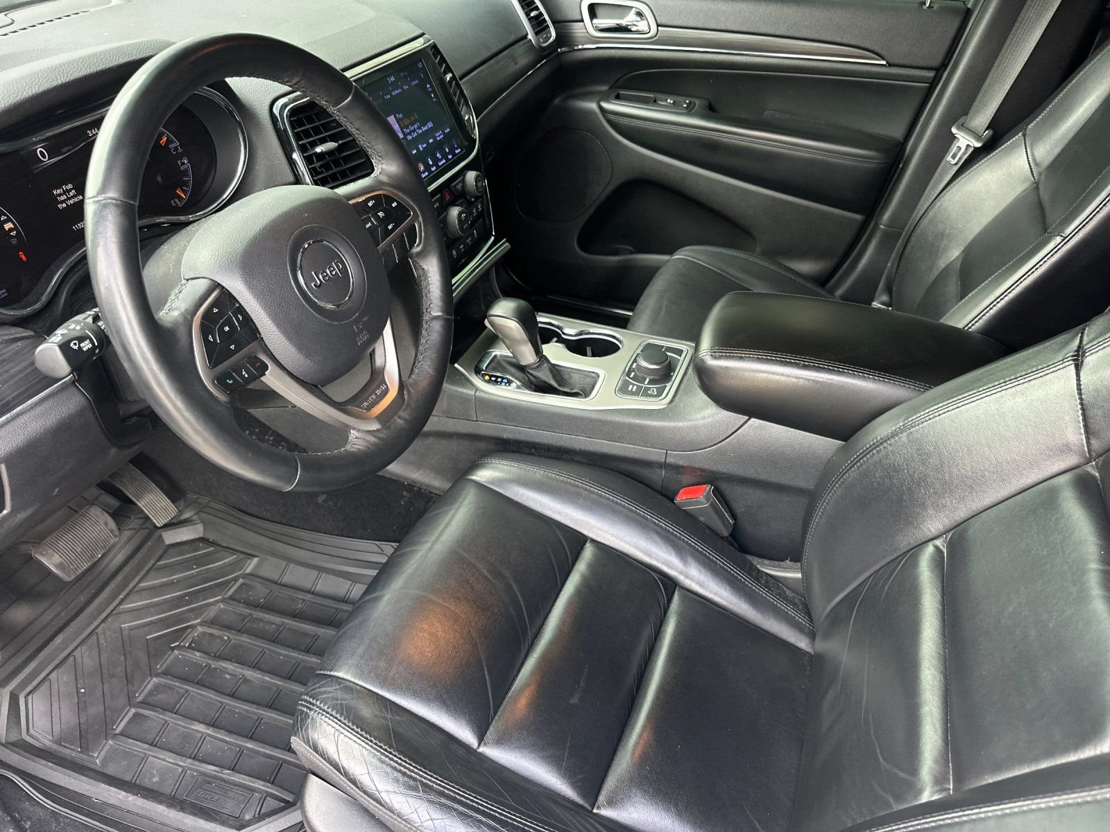 Used 2019 Bright White Clearcoat Jeep Limited image 8