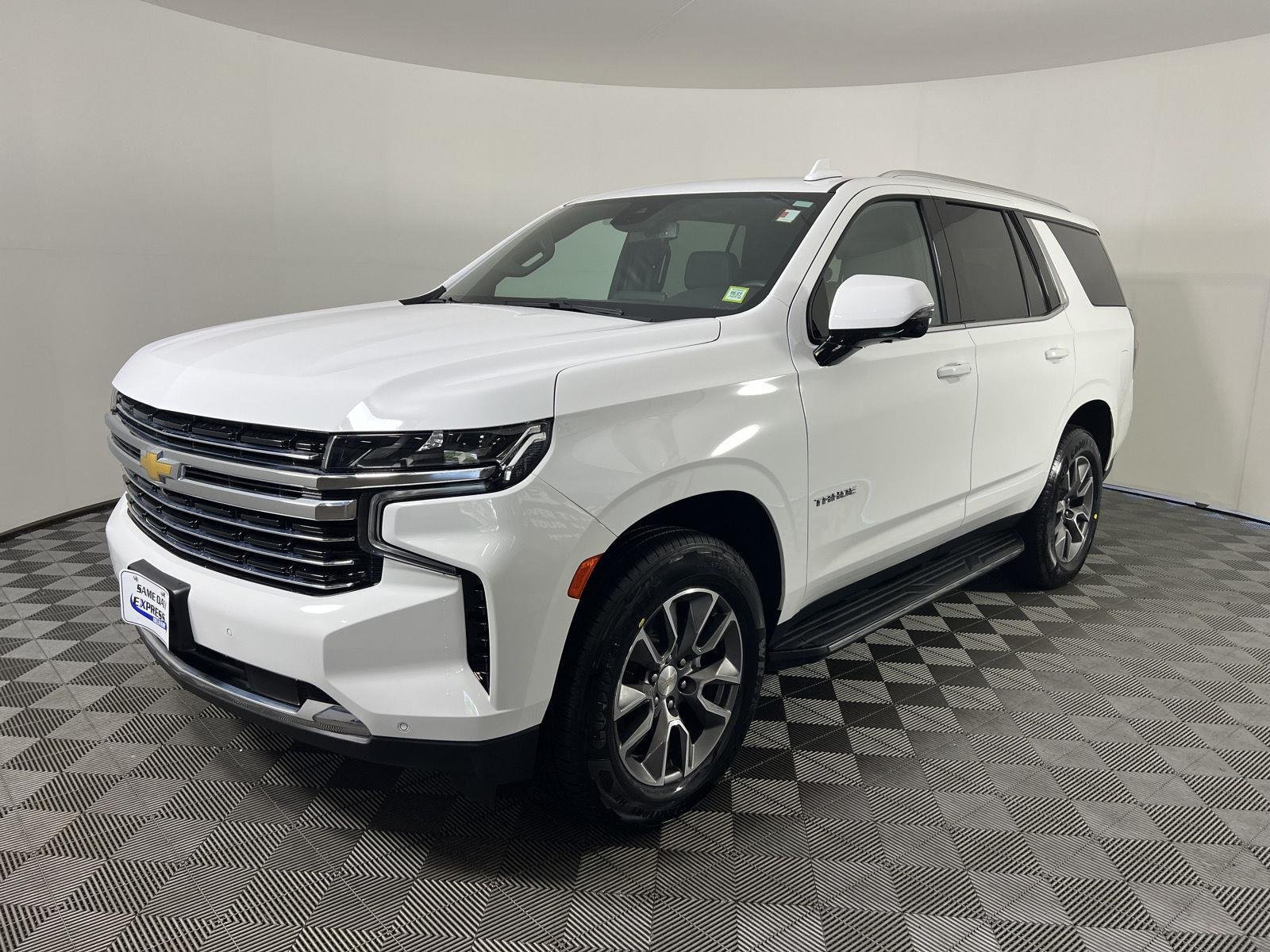 Used 2023 Summit White Chevrolet LT image 34