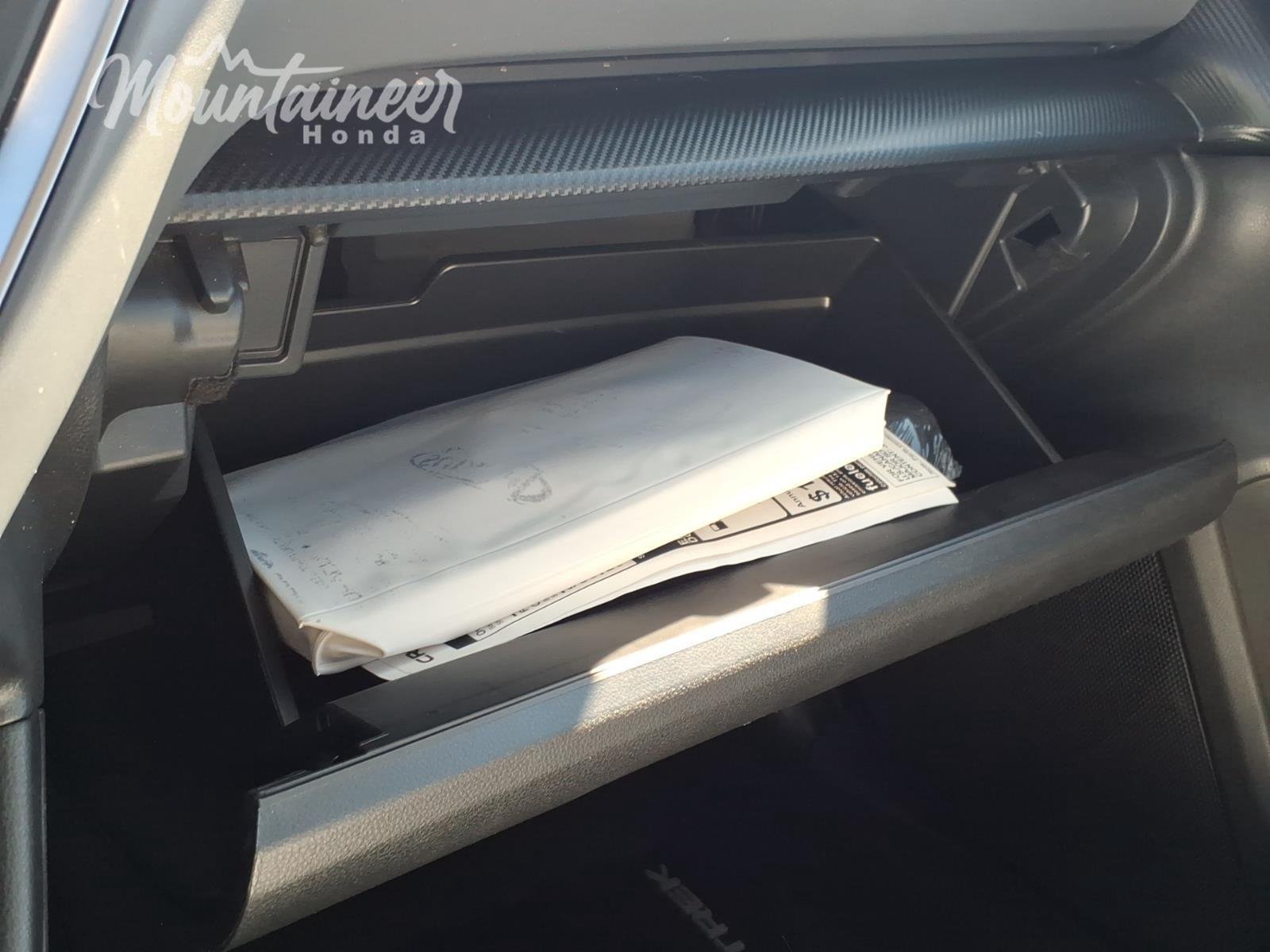 Used 2025 Sapphire Blue Pearl Subaru Premium image 37
