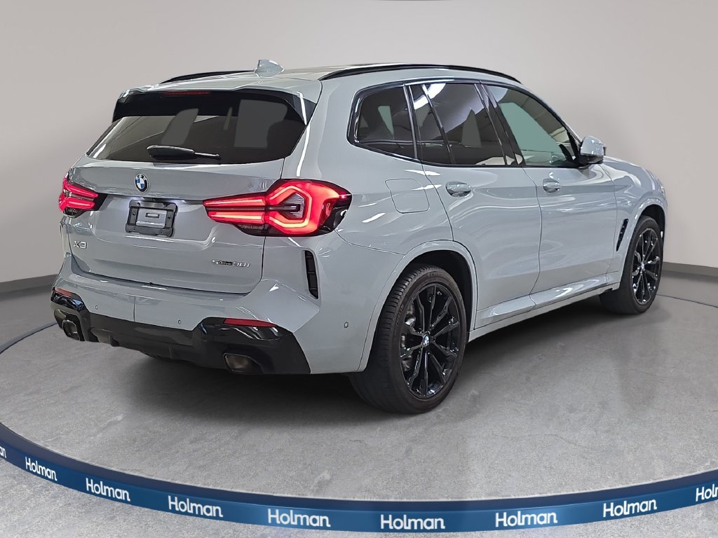 Used 2023 Brooklyn Gray Metallic BMW sDrive30i image 7