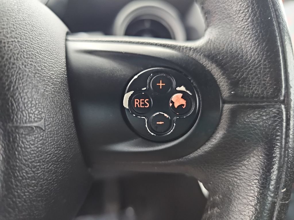 Used 2014 Silver MINI Base image 20
