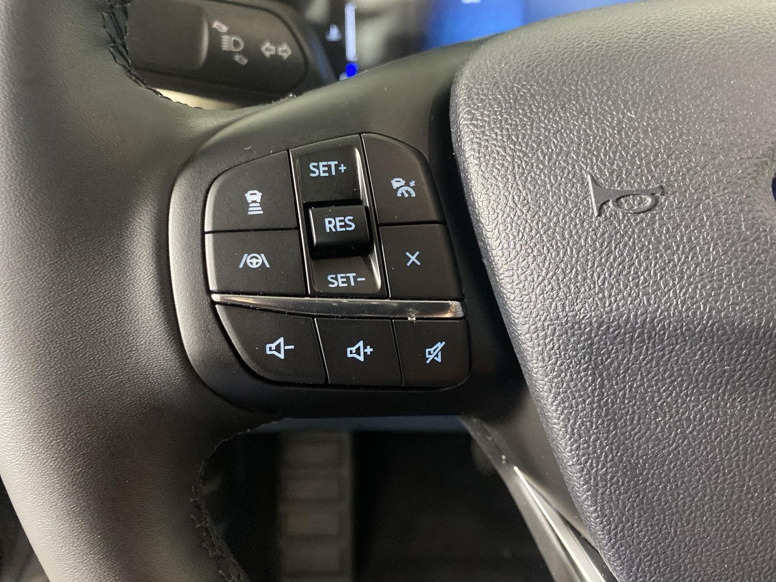 Used 2025 Carbonized Gray Metallic Ford  image 25