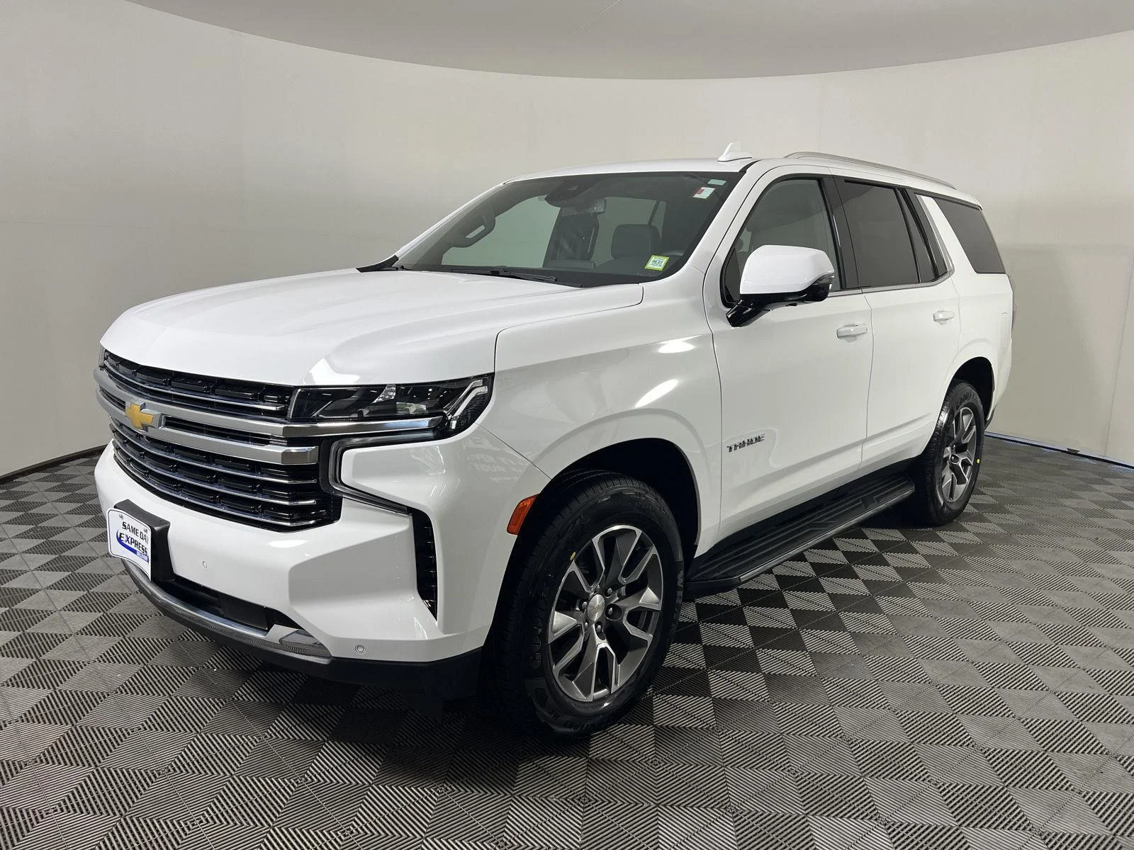 Used 2023 Summit White Chevrolet LT image 34