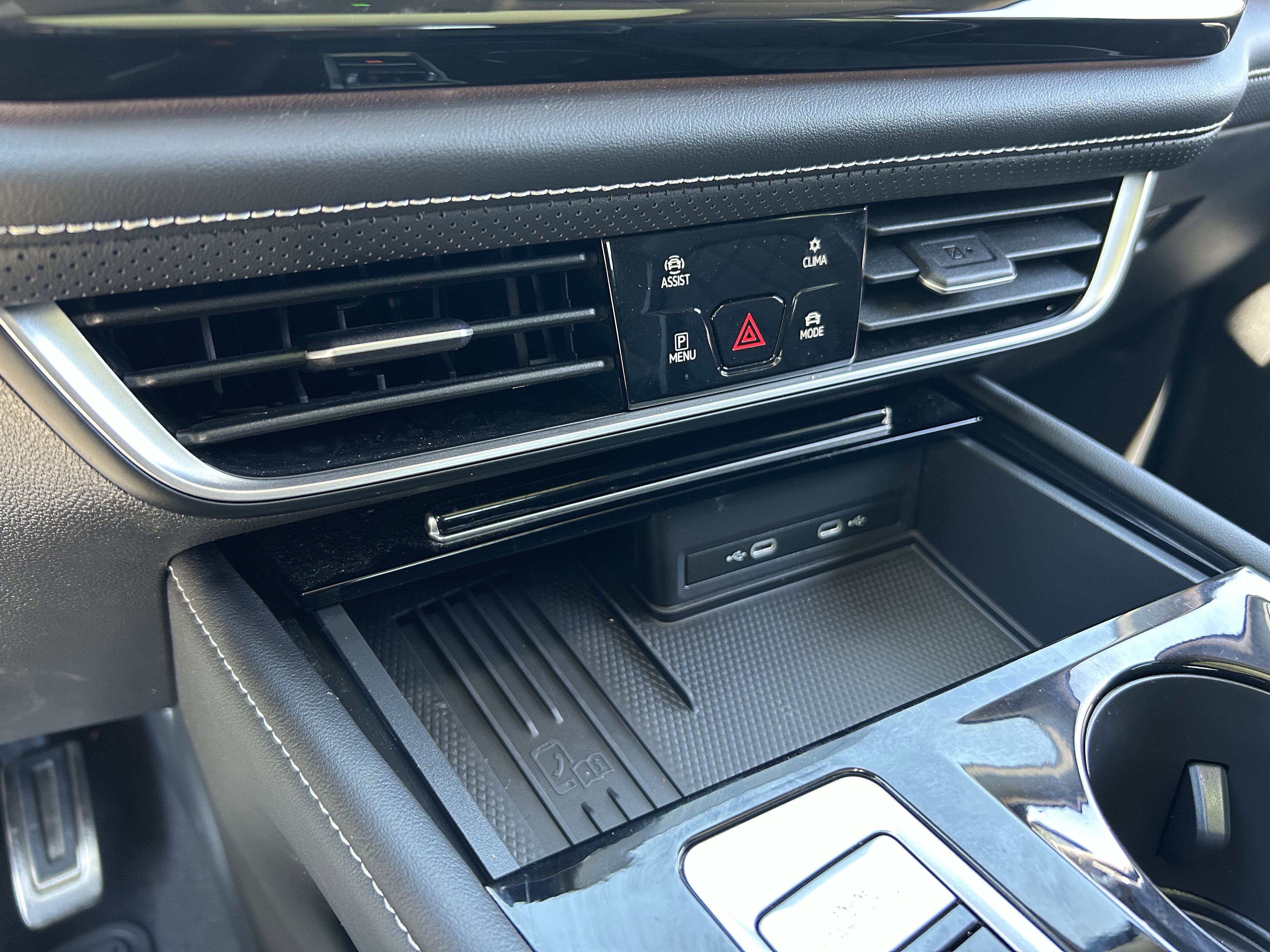 2026 Volkswagen Atlas SEL Premium R-Line - Photo 23