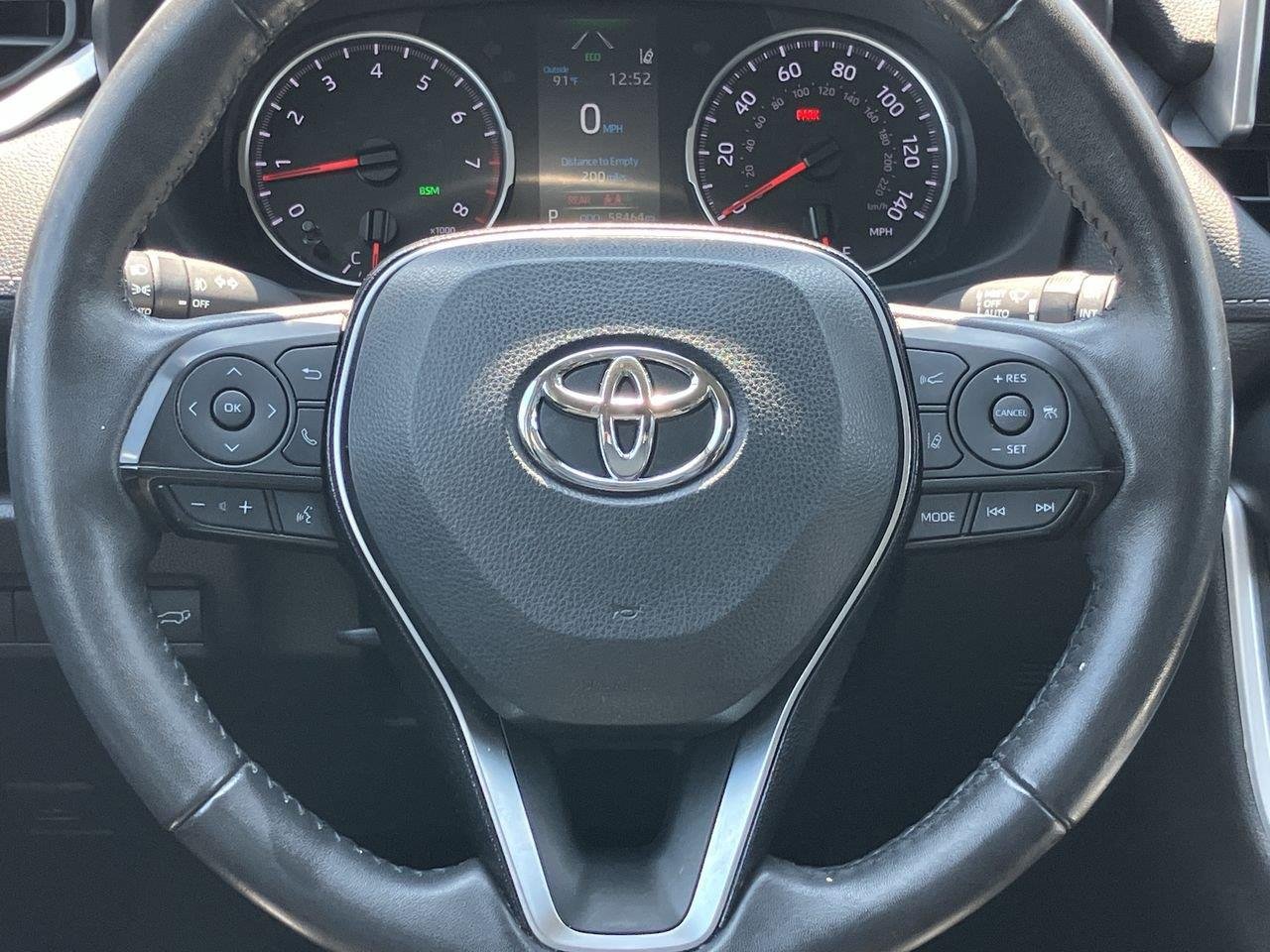 Used 2021 Black (Midnight Black Metallic) Toyota XLE Premium AWD image 19