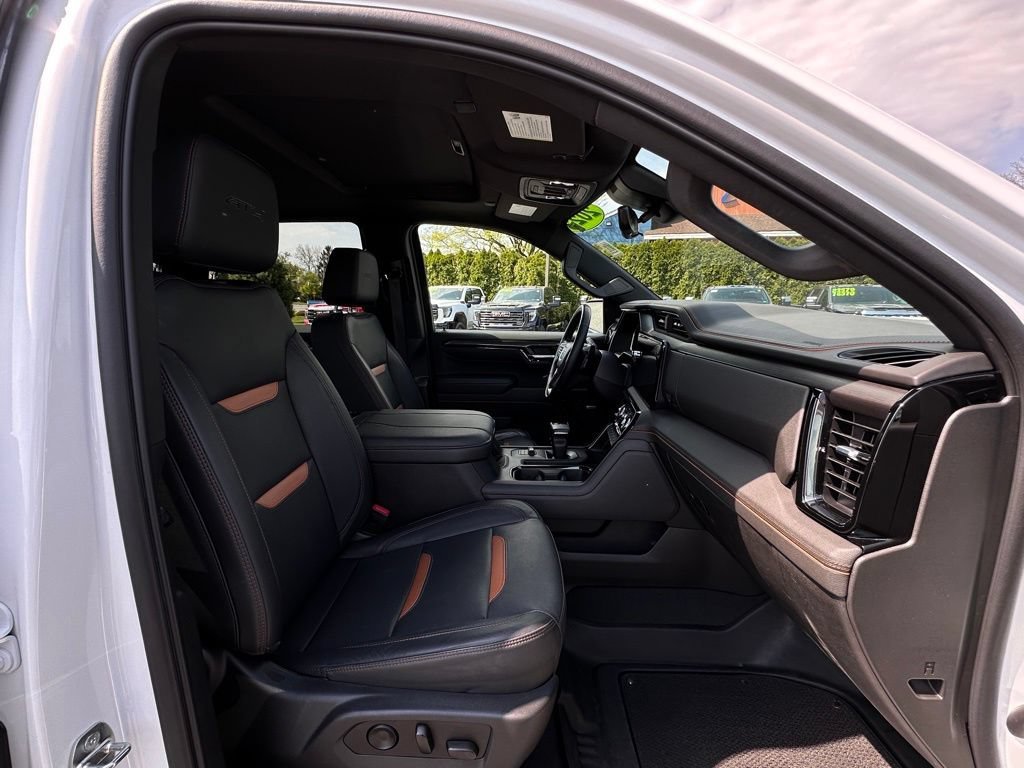 Used 2023 Summit White GMC AT4 image 13
