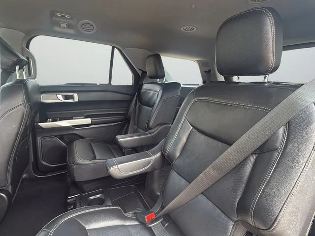 Used 2021 Gray Ford Limited image 21