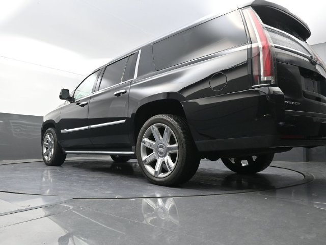 Used 2020 Black Cadillac Premium image 36