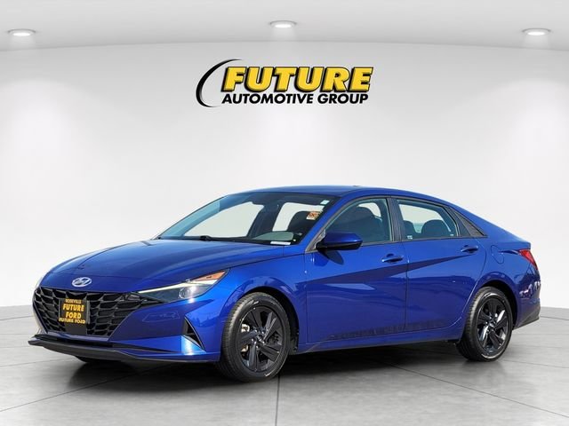 Certified Used 2021 Blue Hyundai SEL image 5