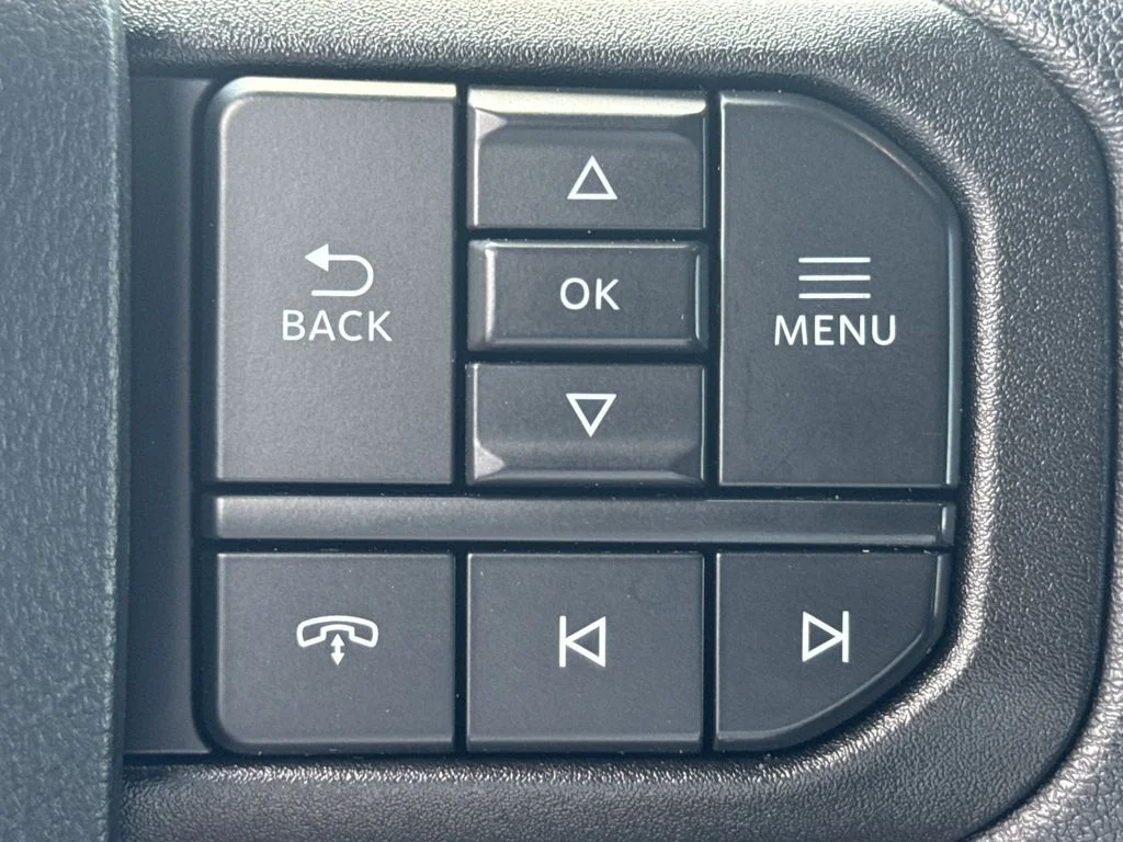 Used 2023 Silver Ford XLT image 24