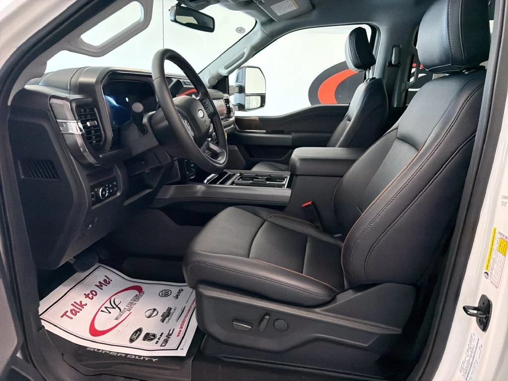New 2027 White Ford Lariat image 10